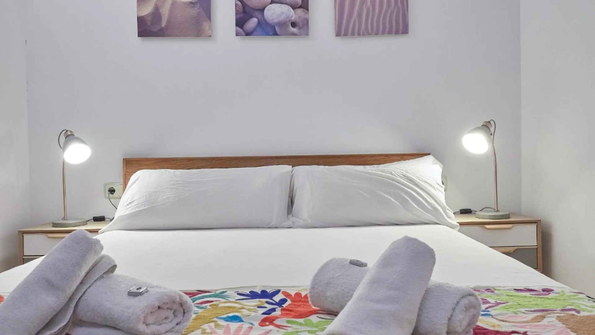 Apartment Sant Pau Barcelona Suites