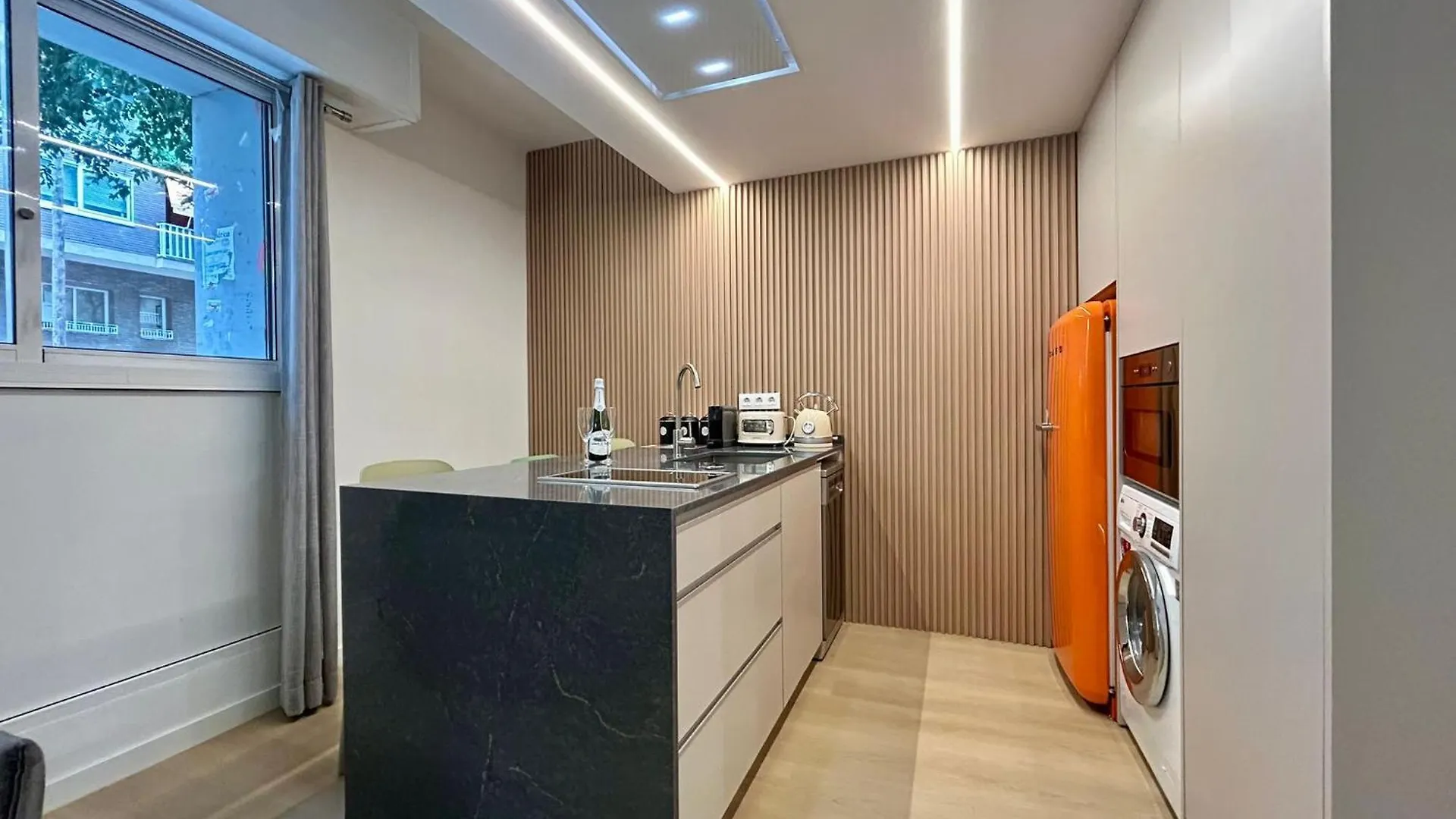 Barcelonaforrent The Suite