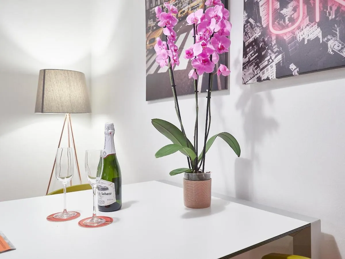 Apartment Sant Pau Barcelona Suites