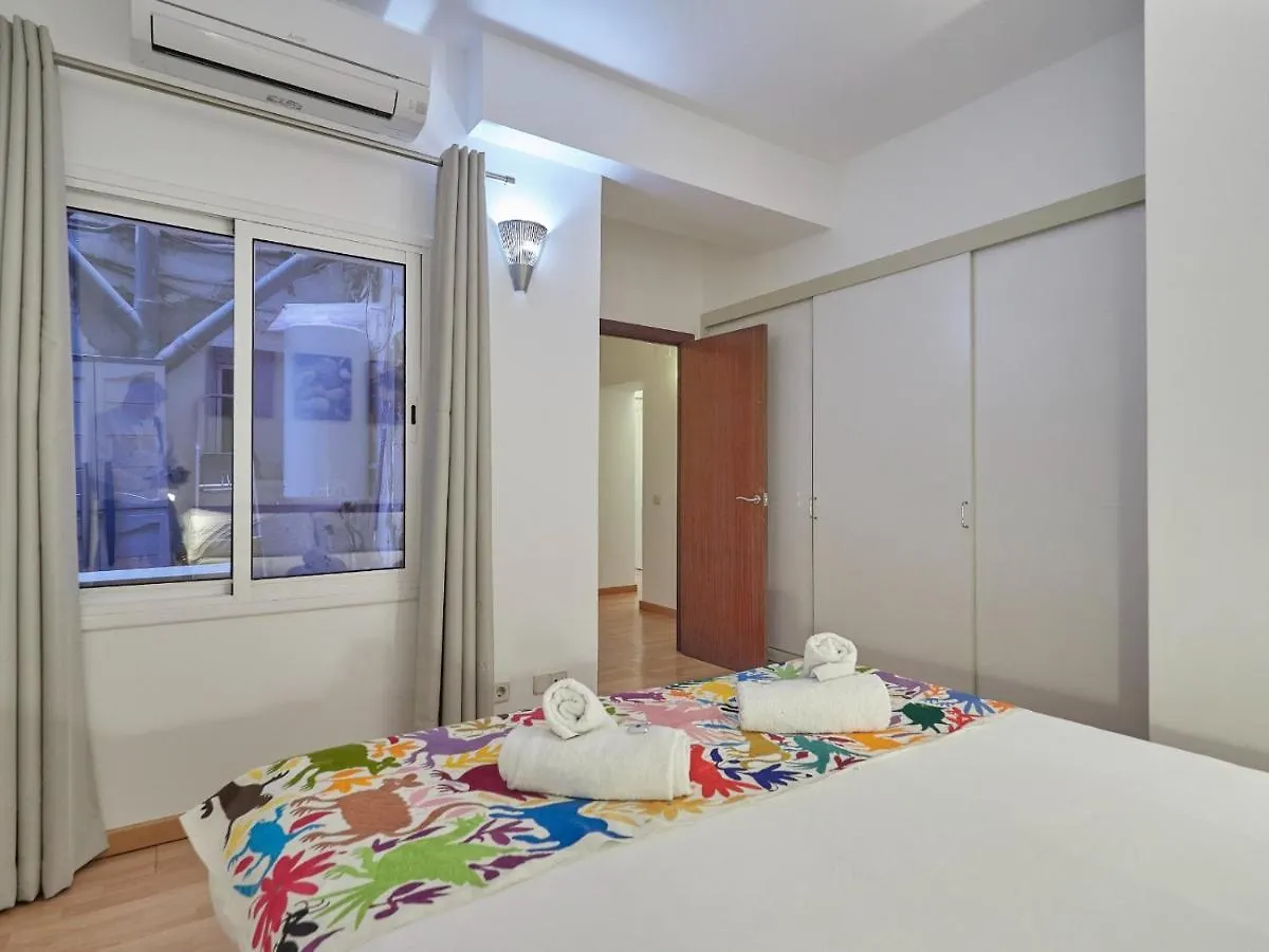 Apartment Sant Pau Barcelona Suites