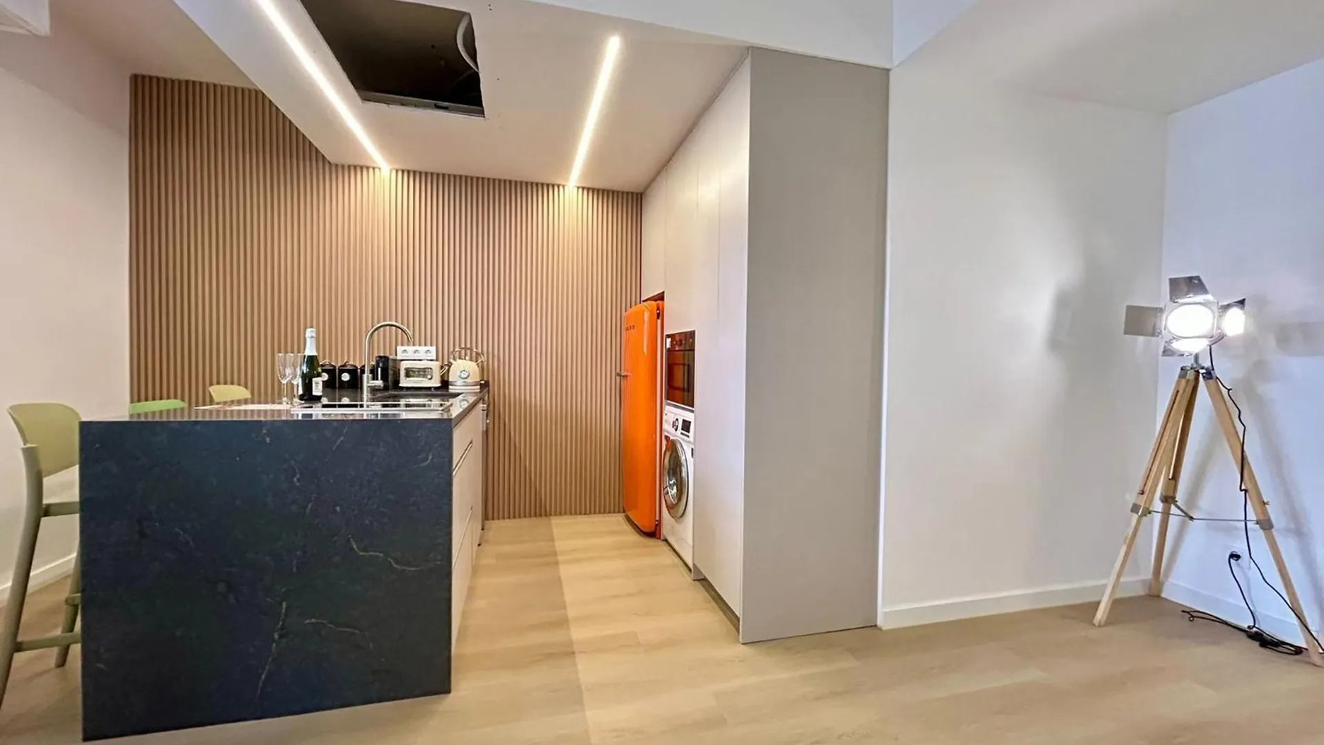 Sant Pau Barcelona Suites Apartment