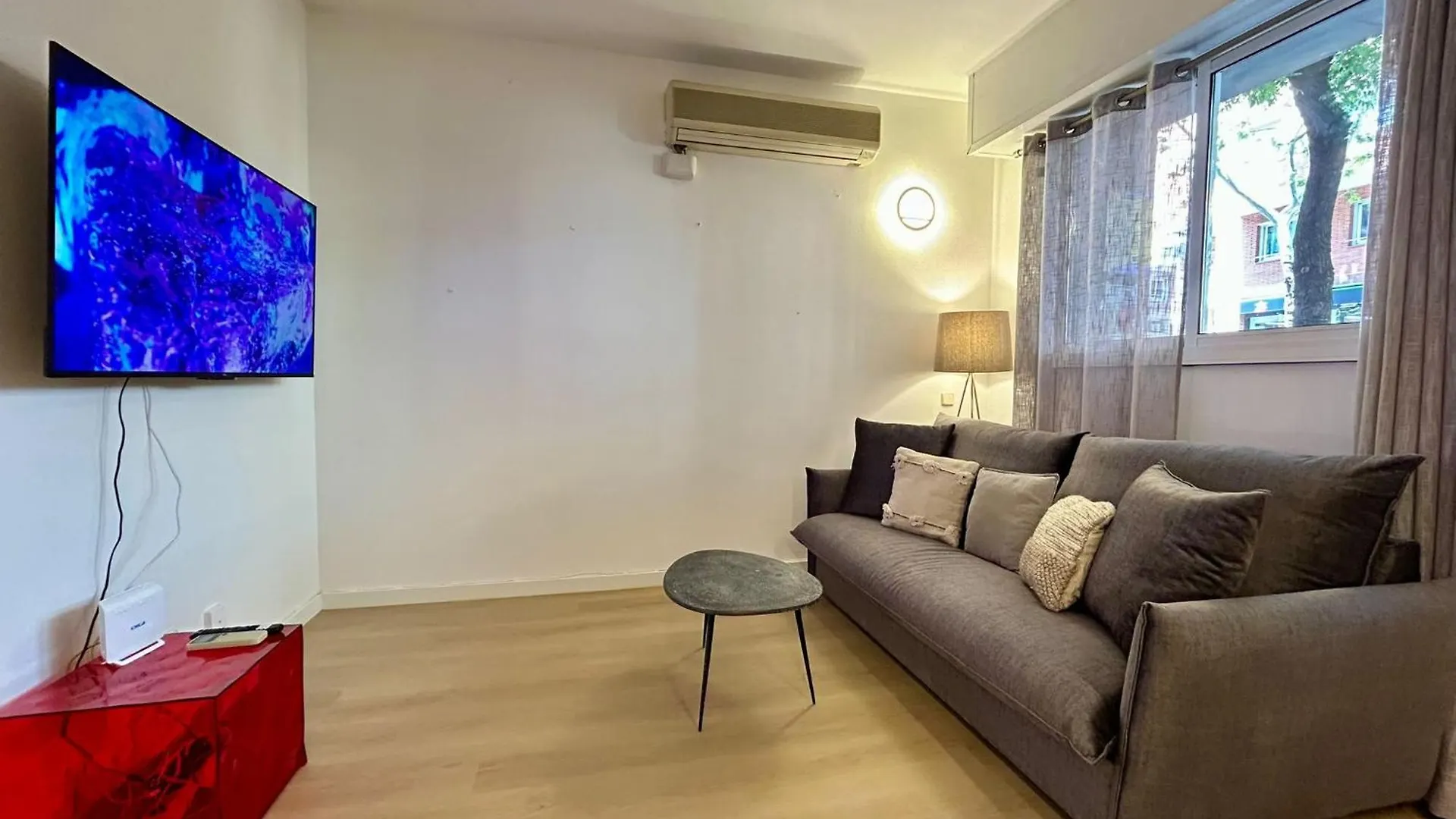 Sant Pau Barcelona Suites Apartment